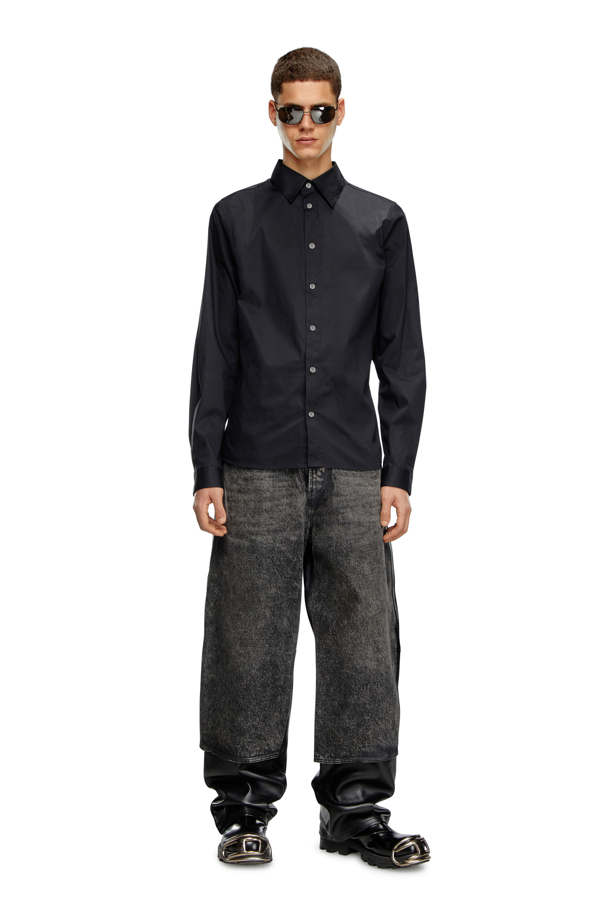 Diesel - S-FITTY-A, Male's Formal shirt with logo-embroidered collar in ブラック - 1