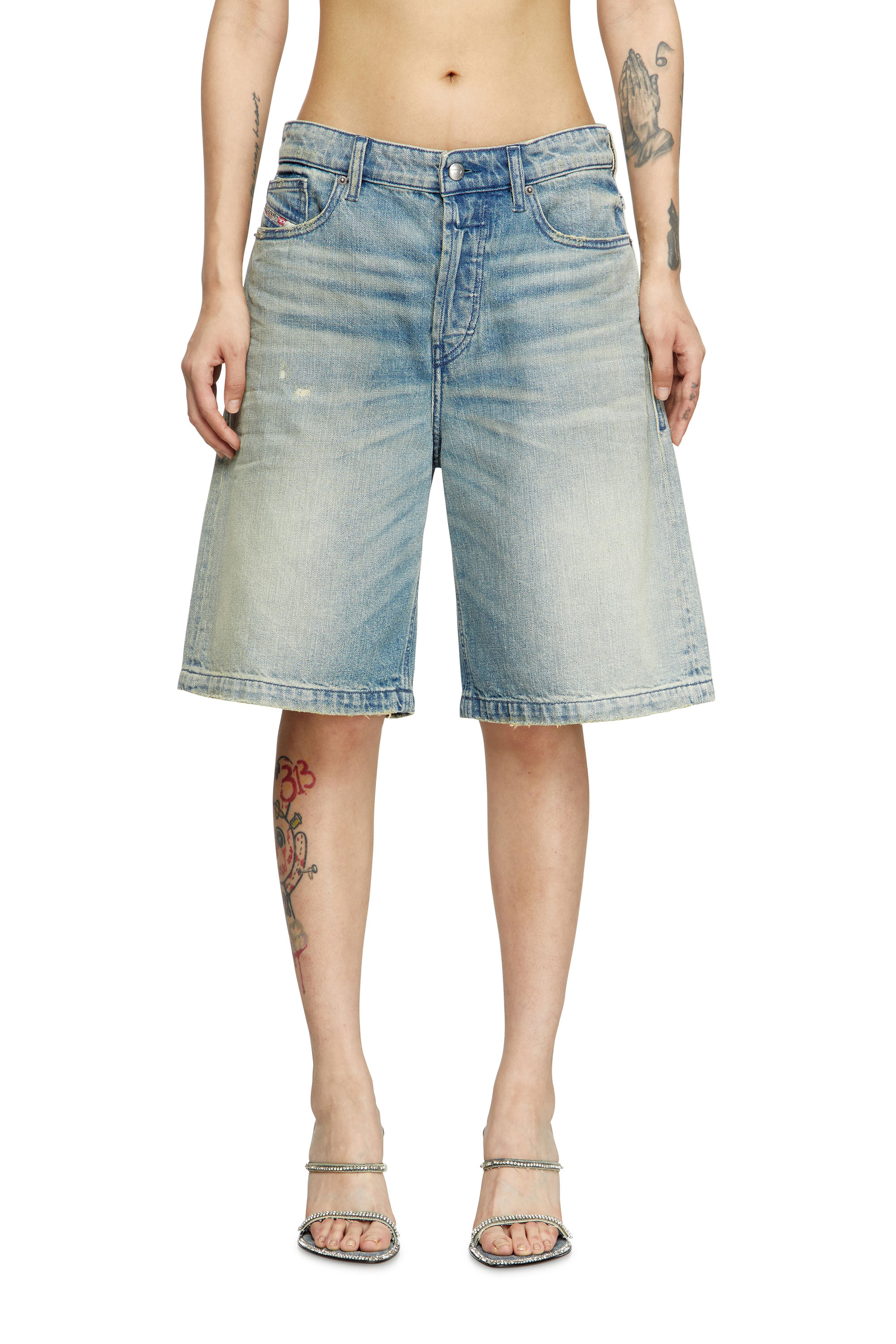 Diesel - DE-SIRE-SHORT, Female's Shorts in worn-effect denim in ライトブルー - 1